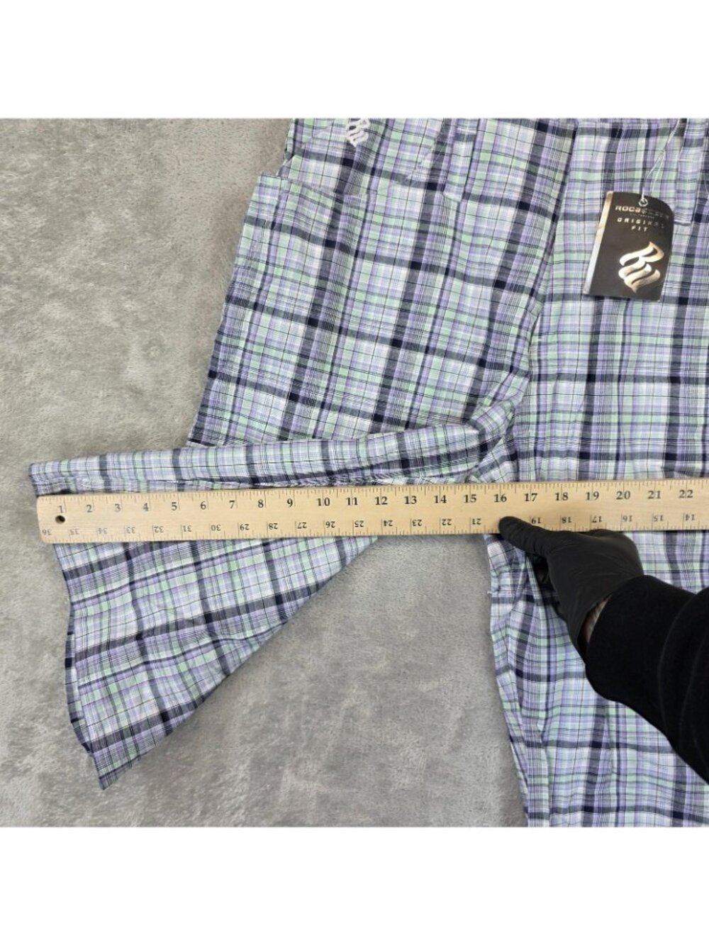 Rocawear Cargo Shorts Mens 36 Blue Plaid Cotton Original Fit 15 Inseam Hip Hop - Picture 10 of 13